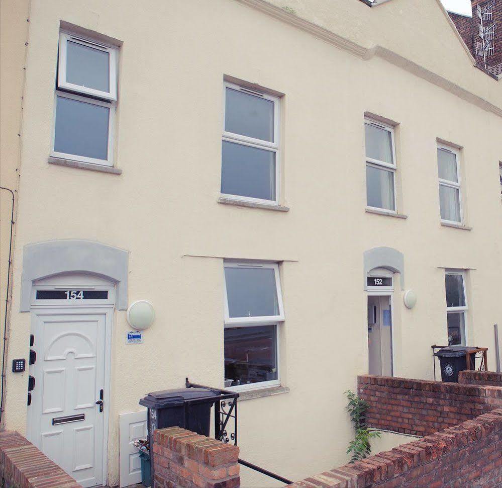 Bristol Serviced Lets - 152/154 Bath Road Exterior photo